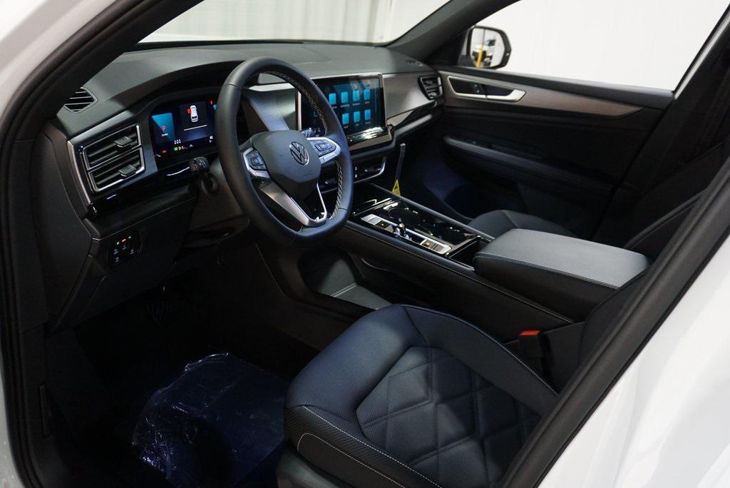new 2025 Volkswagen Atlas Cross Sport car, priced at $41,559