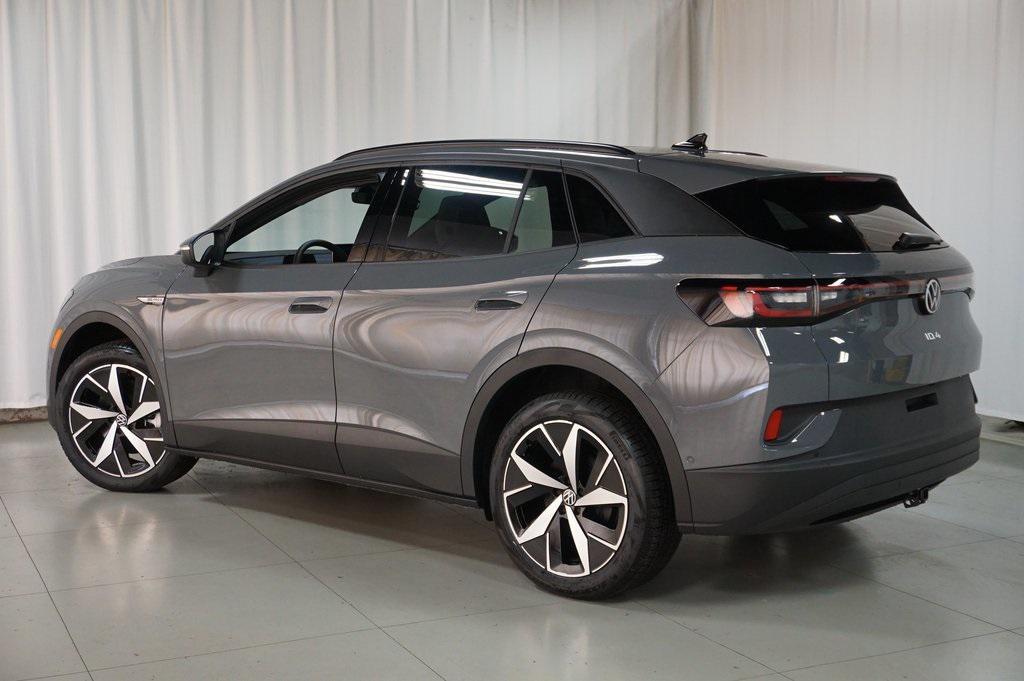 new 2025 Volkswagen ID.4 car, priced at $45,932