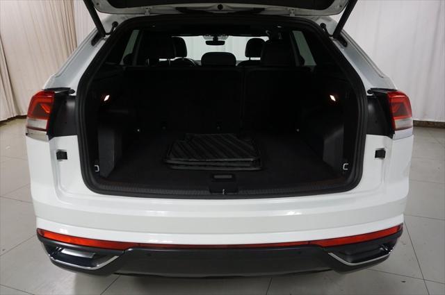 used 2020 Volkswagen Atlas Cross Sport car, priced at $24,365