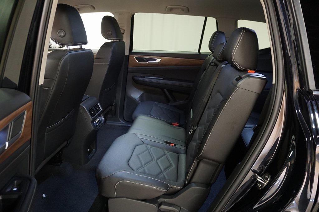 new 2026 Volkswagen Atlas car, priced at $41,245