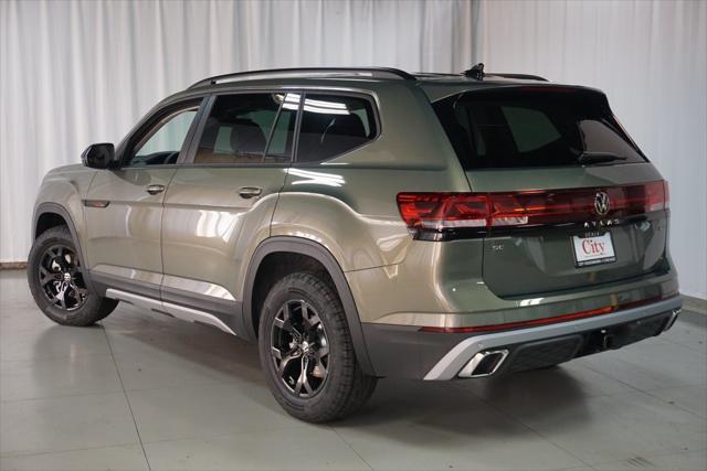 new 2025 Volkswagen Atlas car, priced at $45,404