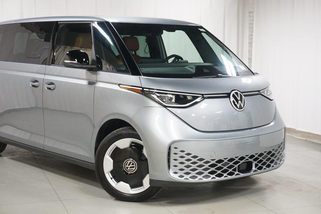 new 2025 Volkswagen ID. Buzz car, priced at $55,819