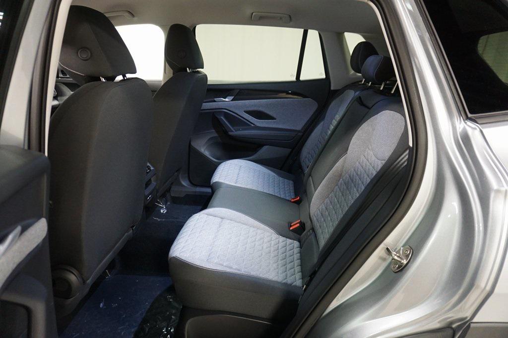 new 2026 Volkswagen Tiguan car, priced at $32,551