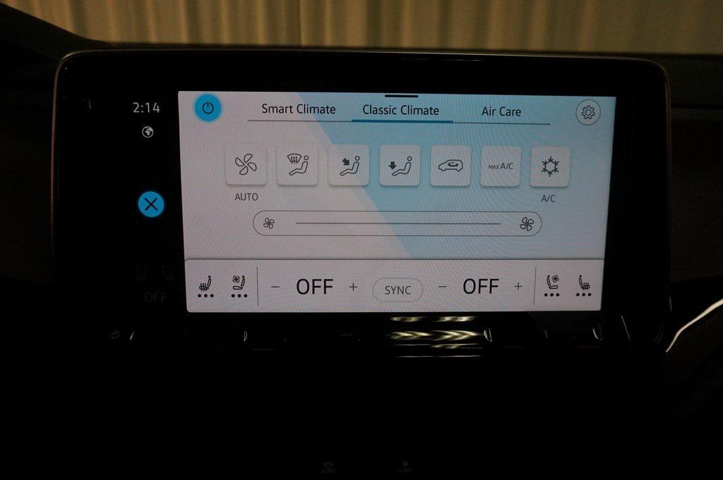 new 2026 Volkswagen Atlas Cross Sport car, priced at $40,768