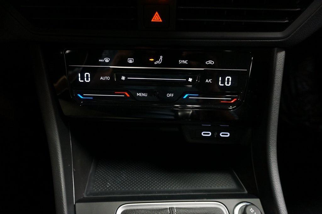 new 2025 Volkswagen Jetta car, priced at $23,679