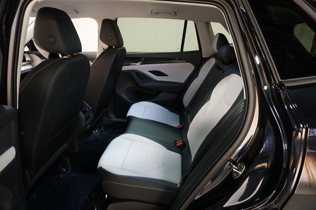 new 2025 Volkswagen Tiguan car, priced at $33,502