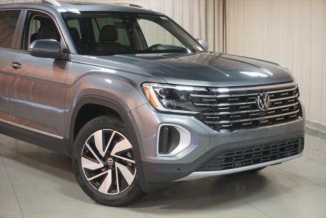 new 2024 Volkswagen Atlas car, priced at $44,435