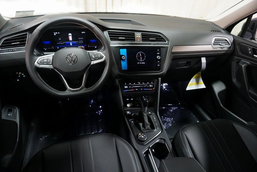 new 2024 Volkswagen Tiguan car, priced at $33,578