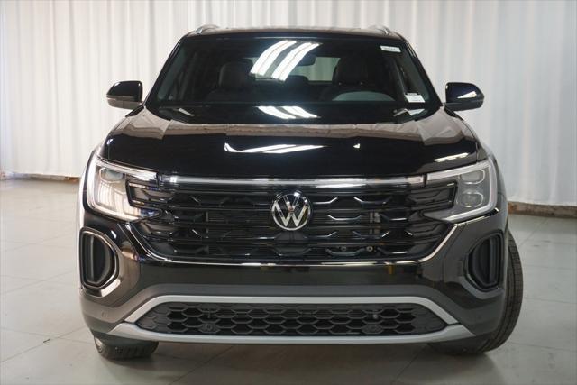 new 2025 Volkswagen Atlas Cross Sport car, priced at $44,187