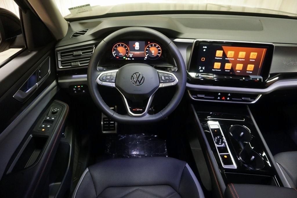 new 2024 Volkswagen Atlas car, priced at $45,359