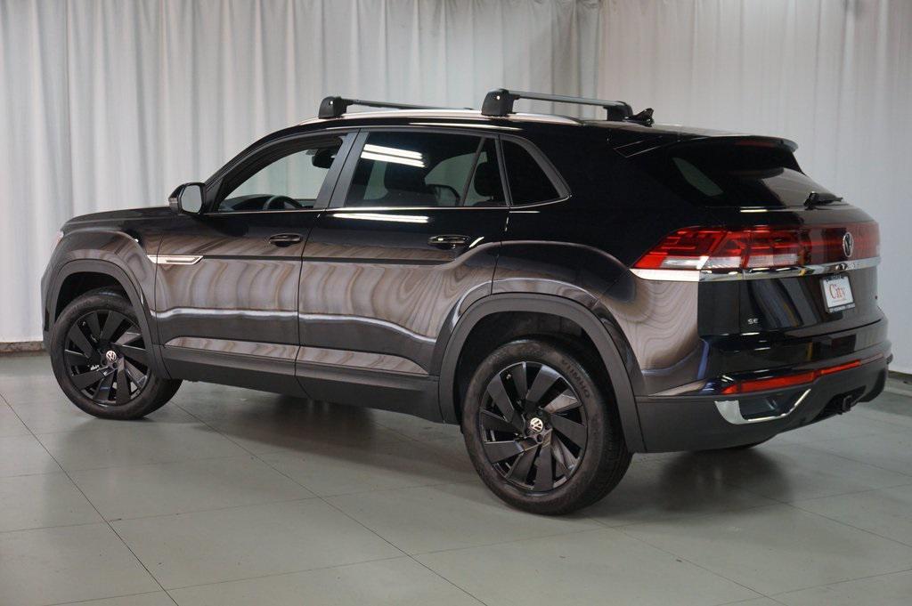 new 2026 Volkswagen Atlas Cross Sport car, priced at $46,115