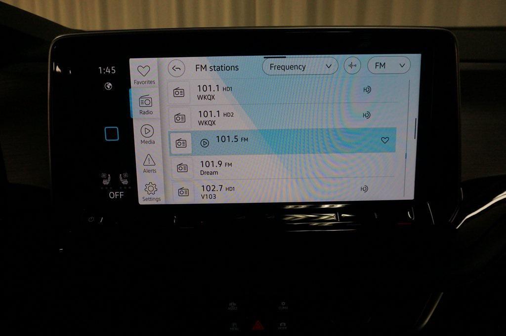 new 2026 Volkswagen Atlas Cross Sport car, priced at $46,115