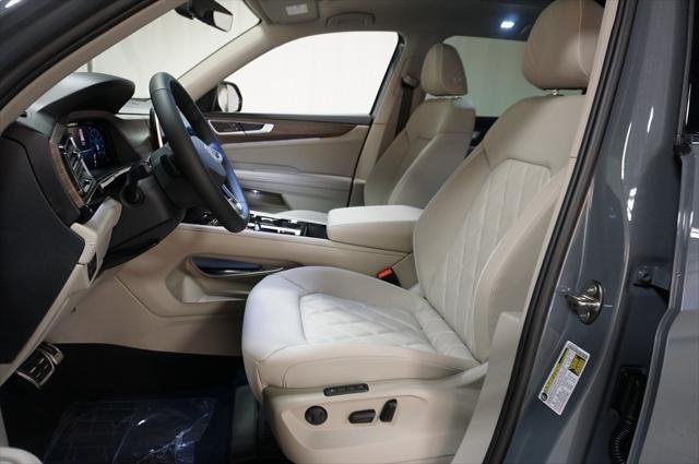new 2025 Volkswagen Atlas car, priced at $53,348