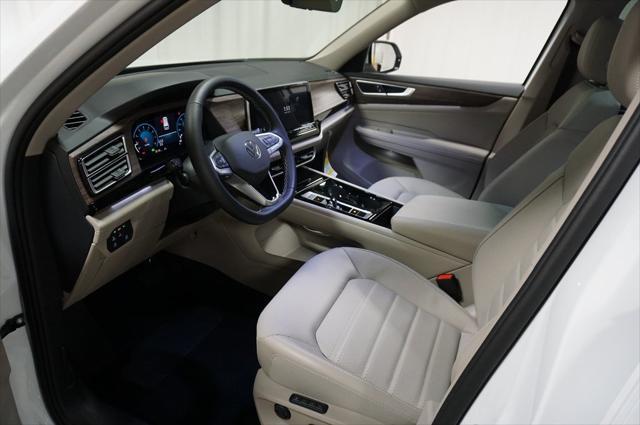 new 2025 Volkswagen Atlas car, priced at $47,009