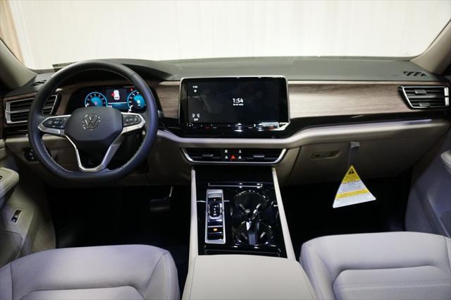 new 2025 Volkswagen Atlas car, priced at $47,009