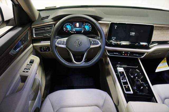new 2025 Volkswagen Atlas car, priced at $47,009