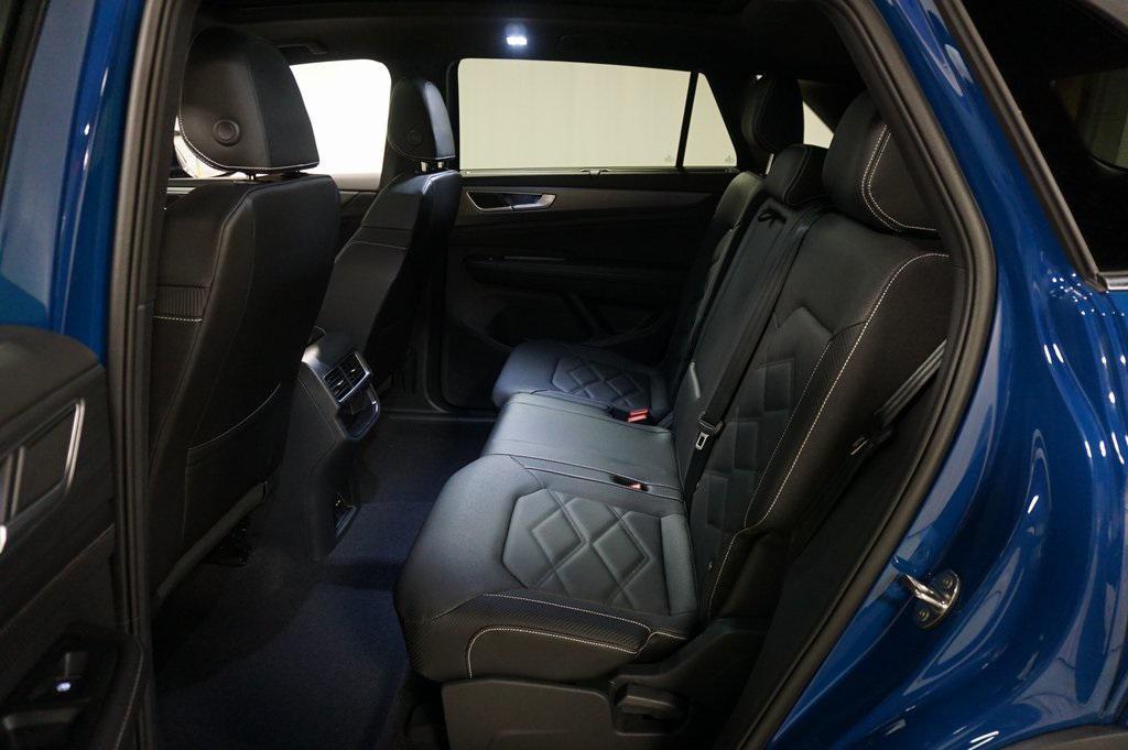 new 2025 Volkswagen Atlas Cross Sport car, priced at $41,187