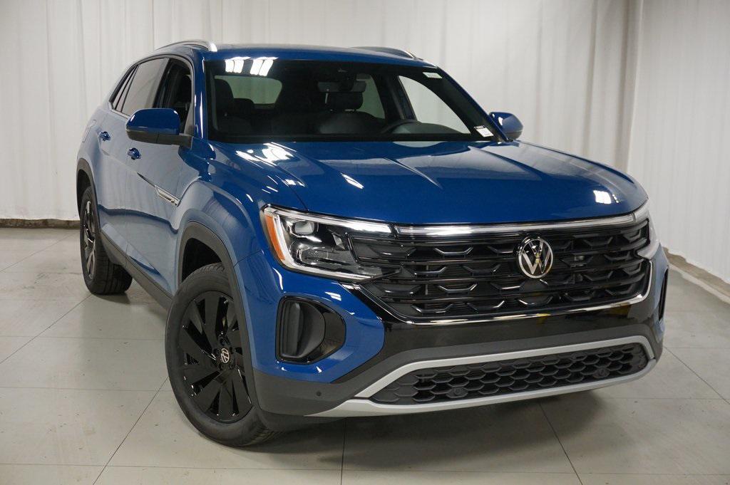 new 2025 Volkswagen Atlas Cross Sport car, priced at $41,187