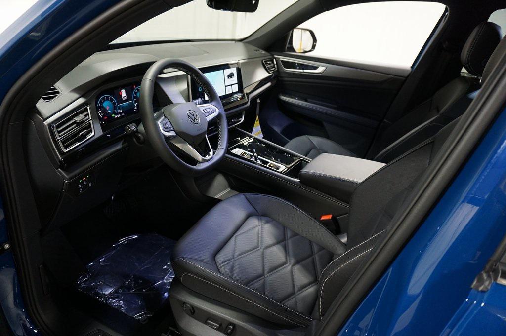 new 2025 Volkswagen Atlas Cross Sport car, priced at $41,187