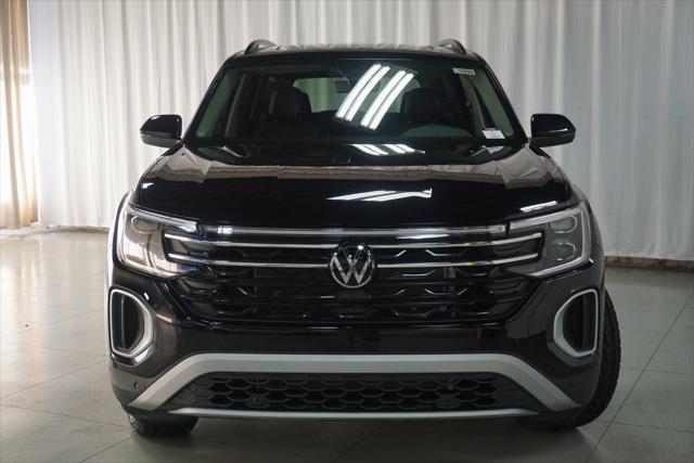 new 2025 Volkswagen Atlas car, priced at $46,002