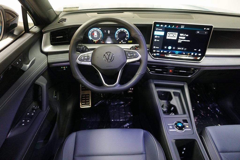 new 2025 Volkswagen Tiguan car, priced at $38,105