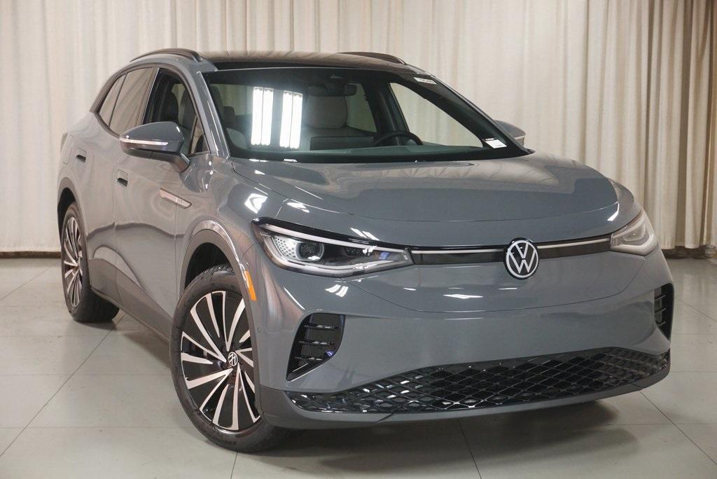 new 2024 Volkswagen ID.4 car, priced at $38,620
