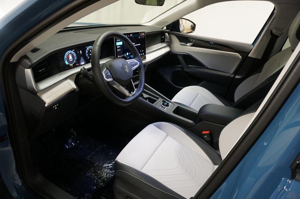 new 2025 Volkswagen Tiguan car, priced at $35,707