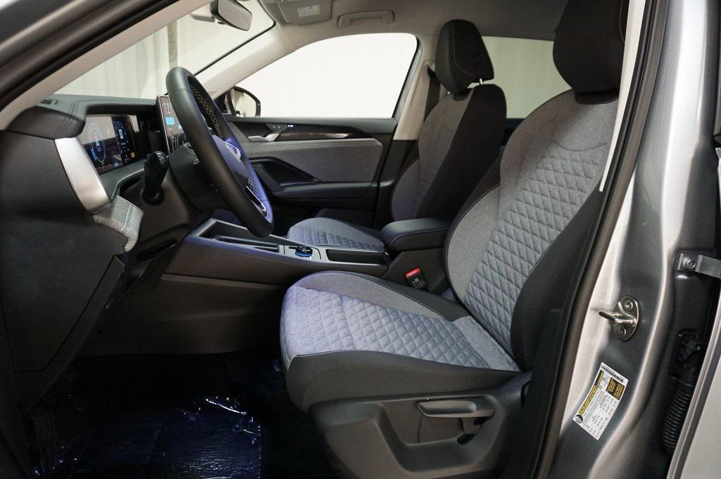 new 2025 Volkswagen Tiguan car, priced at $30,725