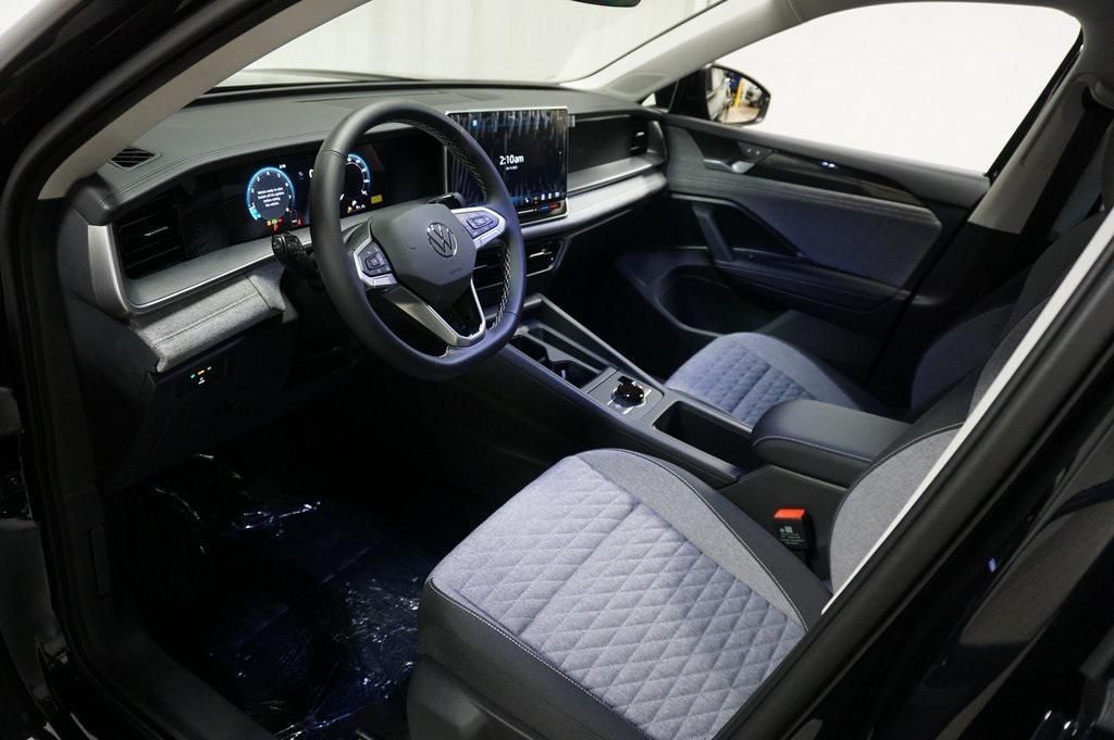 new 2025 Volkswagen Tiguan car, priced at $29,703