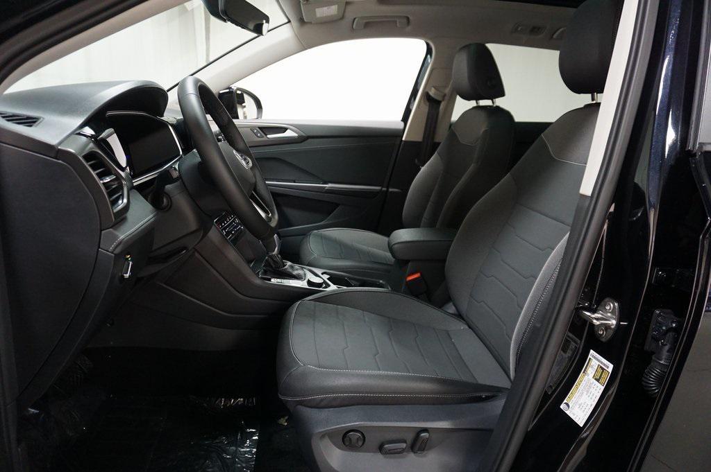 new 2025 Volkswagen Taos car, priced at $33,099