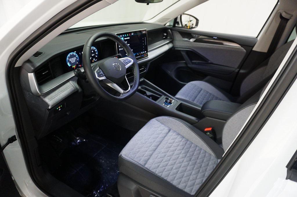 new 2025 Volkswagen Tiguan car, priced at $29,961