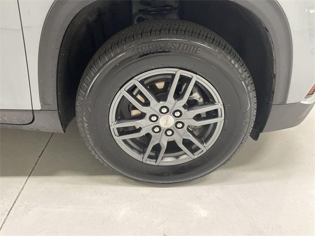 used 2025 GMC Acadia car, priced at $35,997