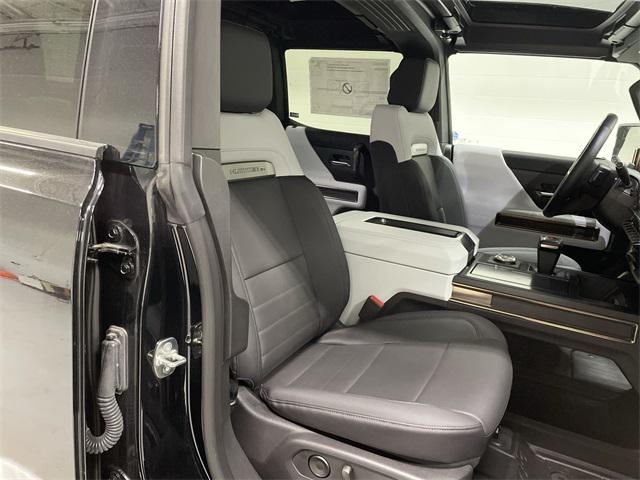 new 2025 GMC HUMMER EV Pickup car, priced at $109,000