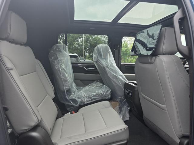 new 2025 GMC Yukon XL car, priced at $80,000
