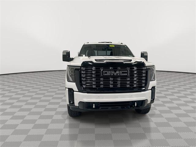used 2025 GMC Sierra 2500 car, priced at $71,899