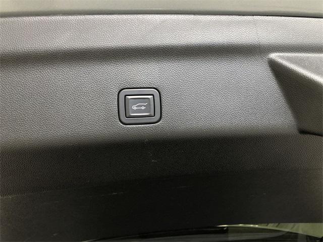 used 2024 GMC Yukon XL car, priced at $78,000