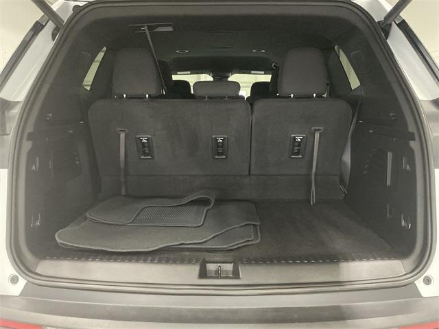 used 2025 GMC Acadia car, priced at $38,397