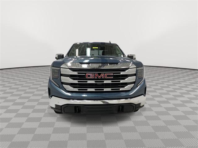 new 2024 GMC Sierra 1500 car, priced at $56,199