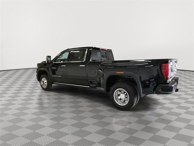 new 2025 GMC Sierra 3500 car, priced at $92,000