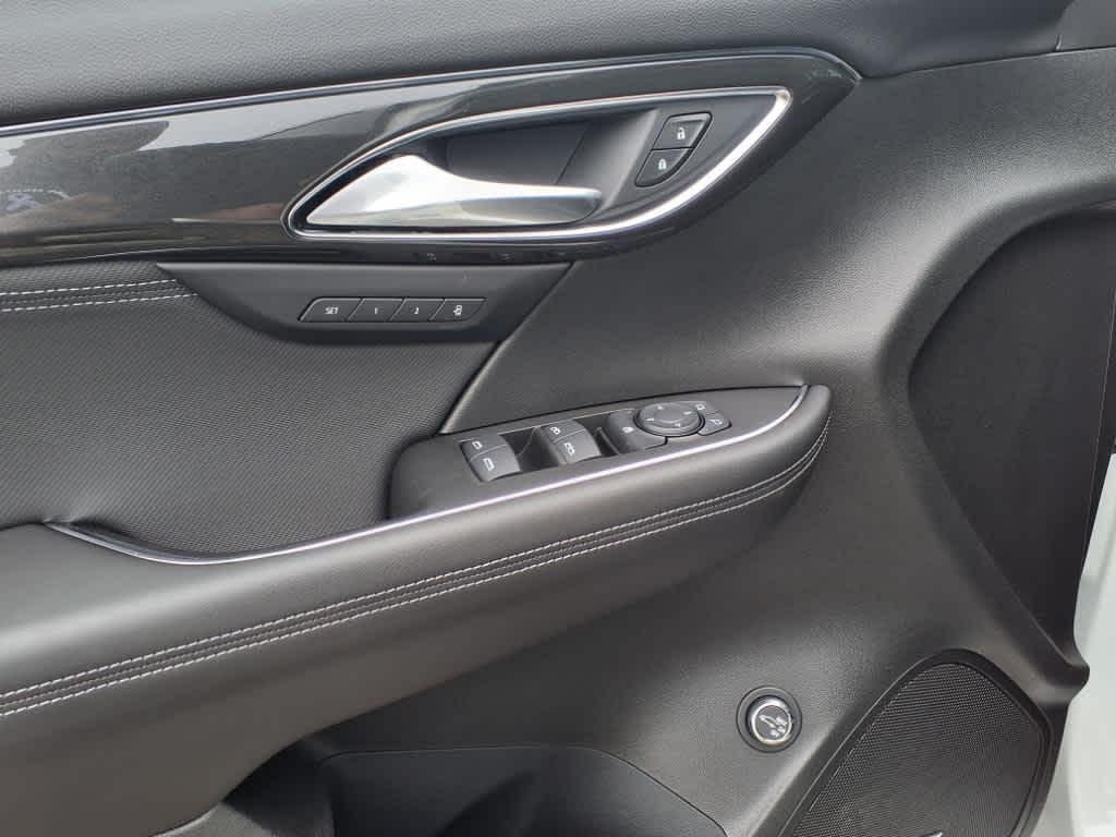 new 2025 Buick Envision car, priced at $38,245