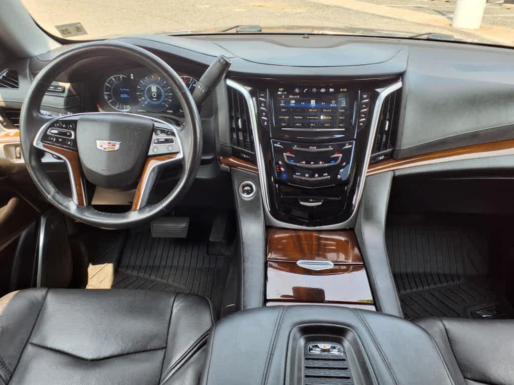 used 2020 Cadillac Escalade car, priced at $39,935