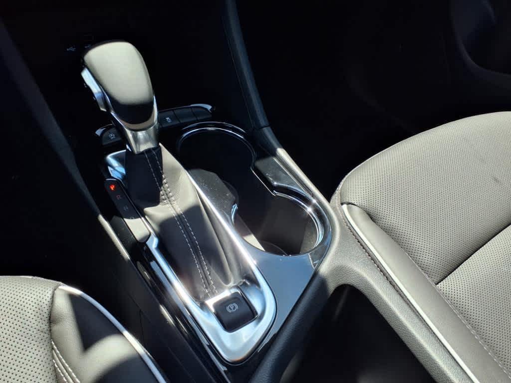 new 2025 Buick Encore GX car, priced at $36,285