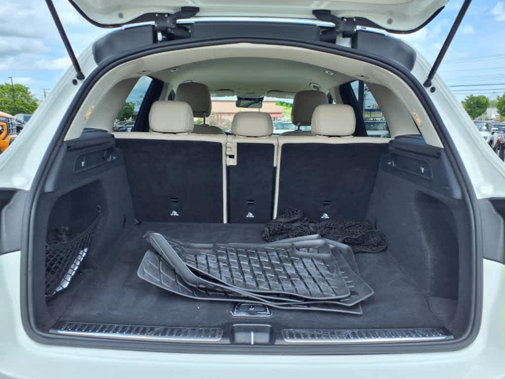 used 2022 Mercedes-Benz GLC 300 car, priced at $33,935
