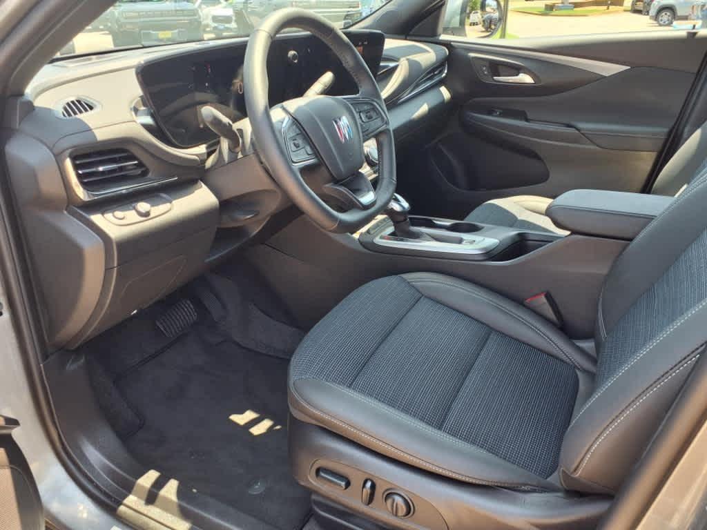 used 2025 Buick Envista car, priced at $21,935