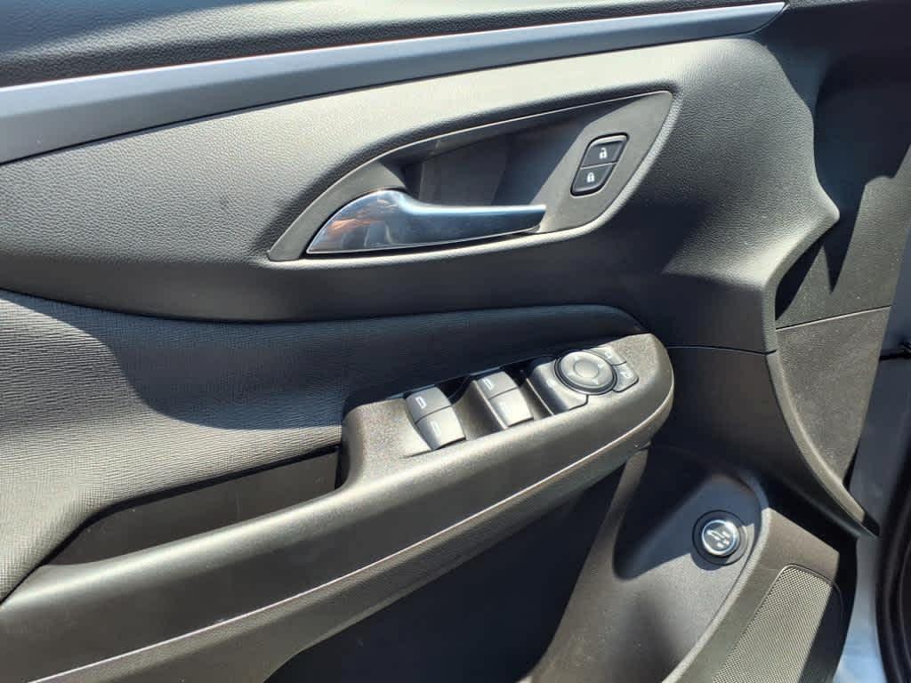 used 2025 Buick Envista car, priced at $21,935