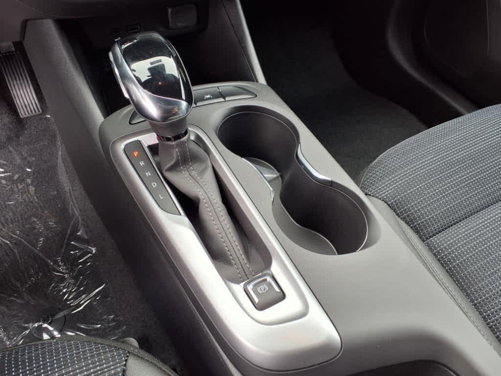 new 2025 Buick Envista car, priced at $26,085