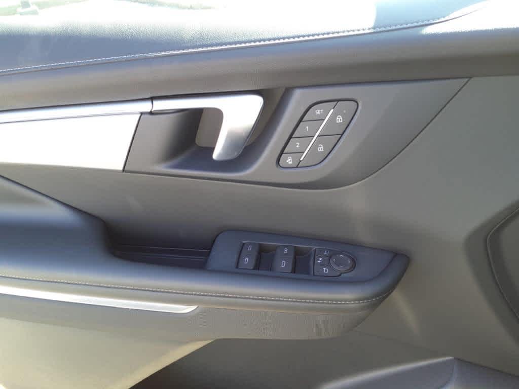 new 2025 Buick Enclave car, priced at $48,230