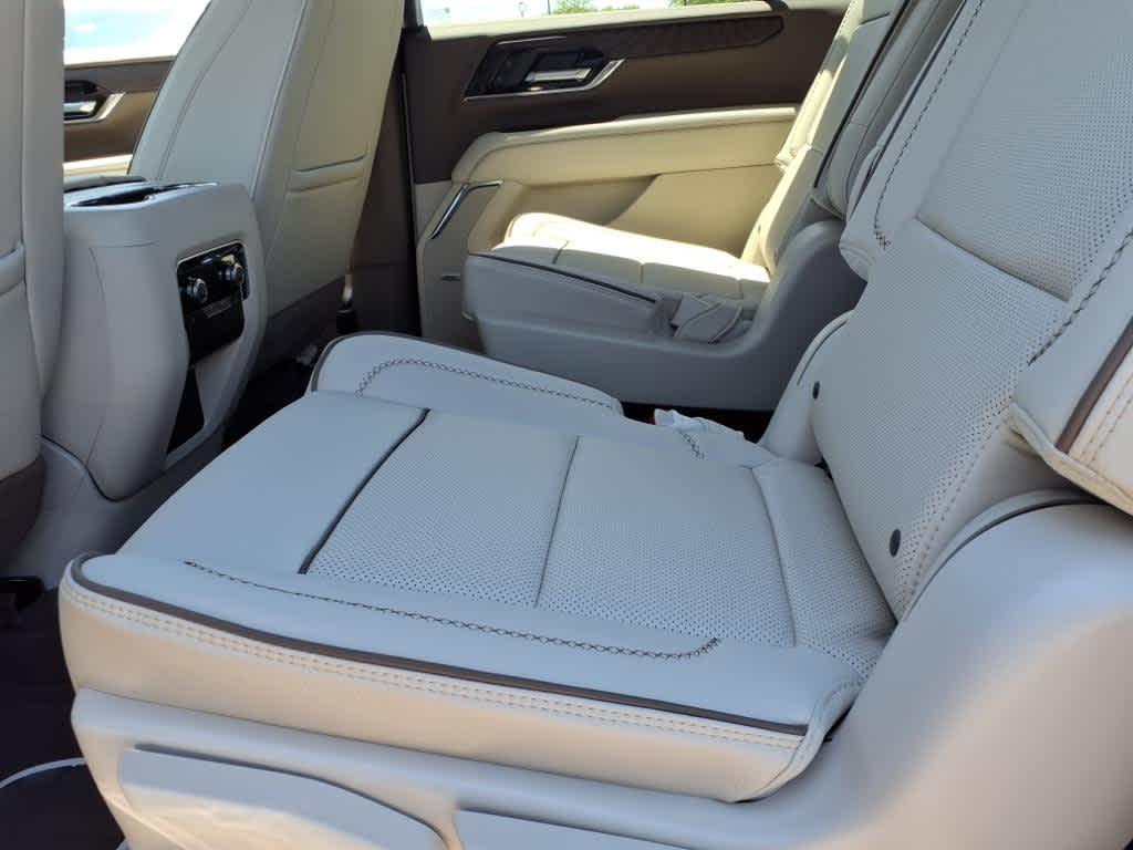 new 2025 GMC Yukon XL car, priced at $91,805