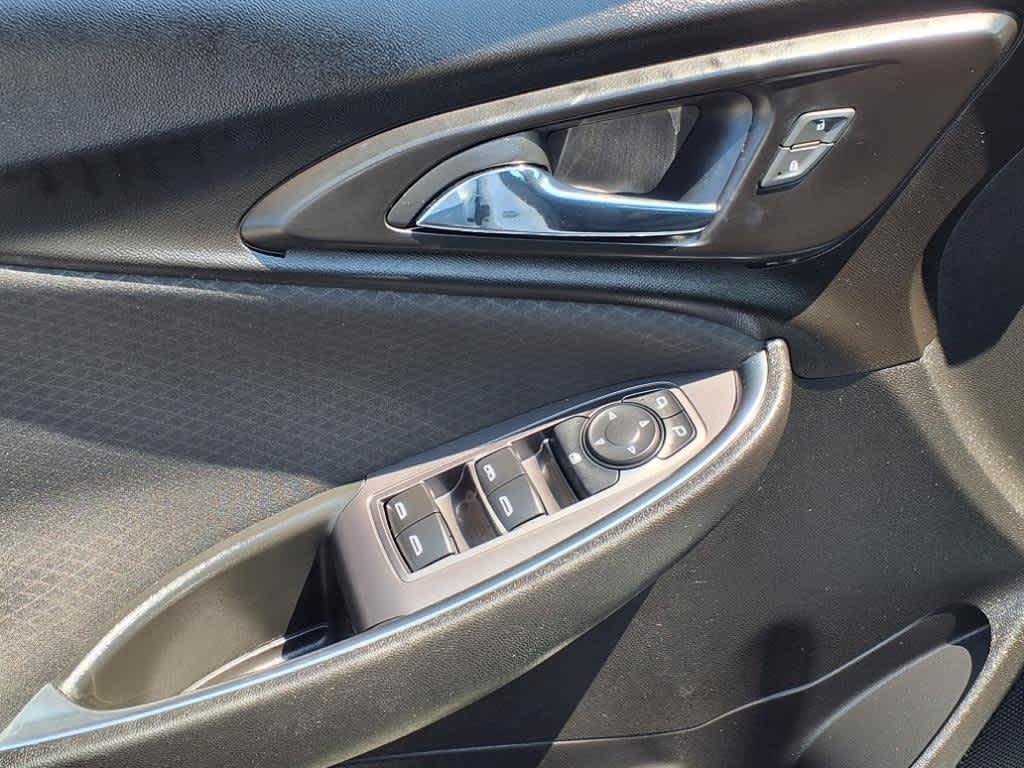 used 2021 Chevrolet Malibu car, priced at $18,935