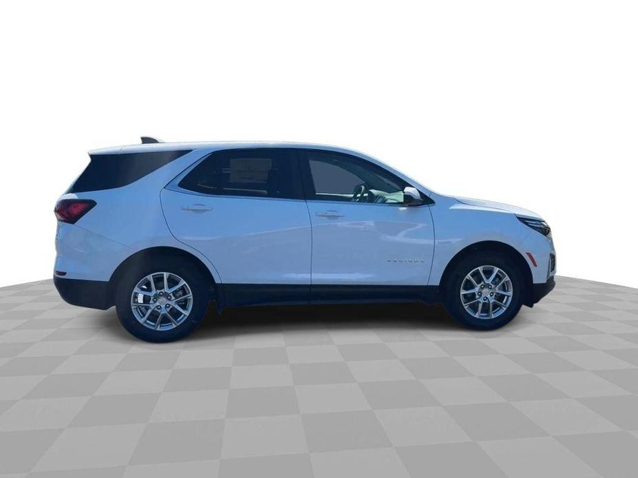 new 2024 Chevrolet Equinox car, priced at $30,465